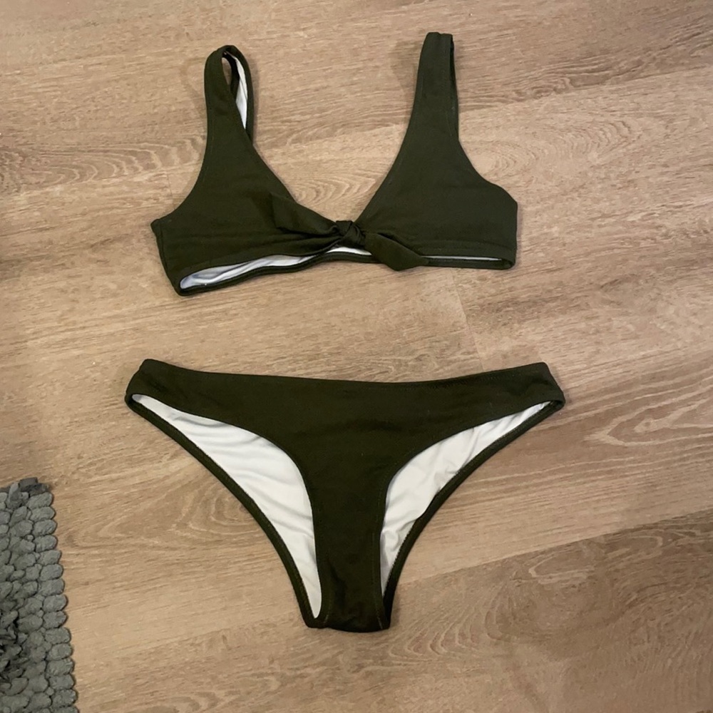 Cupshe green bikini